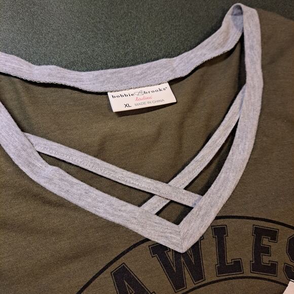 Bobbie Brooks XL Junior Football Shirt. Green and Pink V-Neck 01 NWT - Picture 9 of 9